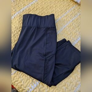 Livi Active cropped leggings 22/24